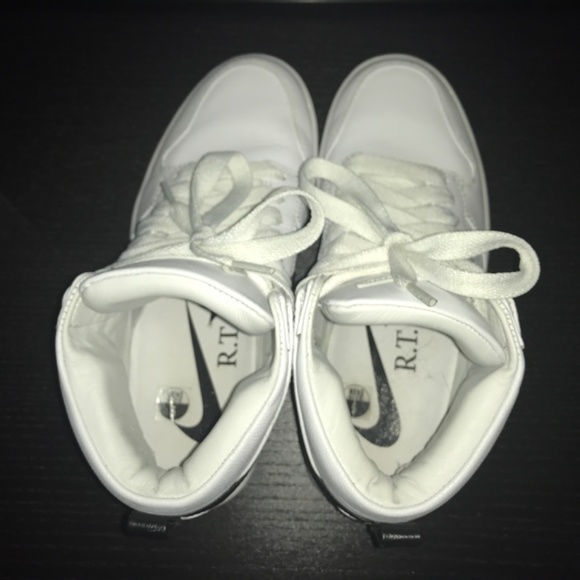 Nike x Riccardo Tisci - Picture 5 of 7
